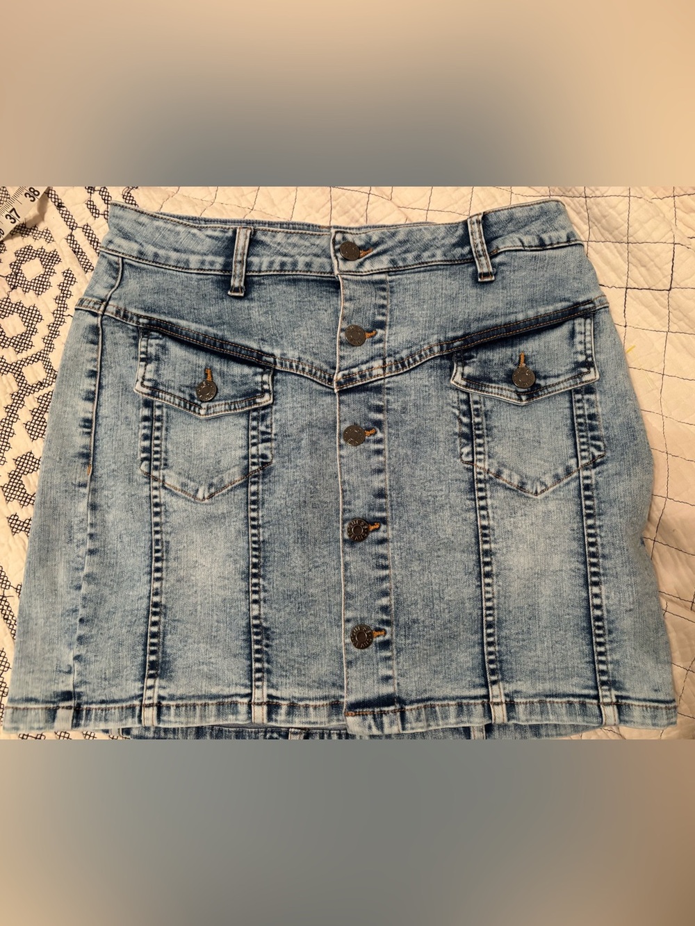 Vintage Guess denim mini skirt L